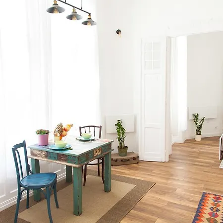Self Checkin Bohem Luxury By Vaci Str Apartment Budapest